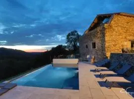 Aubié superbe propriété pour 20 avec piscine