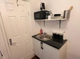 E3 Homestay