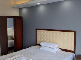 YMCA Training Center and Guest House，位于Savar的酒店