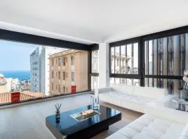 Luxury 3BR Apartment with Sea View