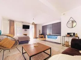 Suite and Spa 21
