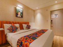 FabHotel Geetraj Palace，位于Alambagh的酒店