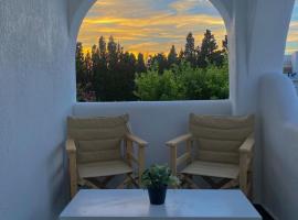 Central Parikia Stay，位于帕罗奇亚的乡村别墅