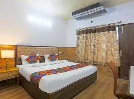 FabHotel Vasant Villa - Near ILBS Hospital