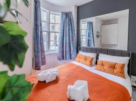 Beautiful 1 Bedroom Flat Next to Beach Sleep 3，位于布莱顿霍夫的酒店