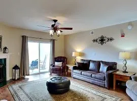 Ah-Mazing! Whispering Pines 532