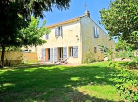 Gîte du Vigneron - Nature et Vin，位于Saint-Magne-de-Castillon的酒店