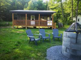 Sheira Shack - Chalet Miller Zoo，位于Frampton的酒店