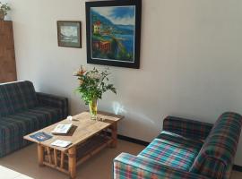 Hostel Elios，位于洛尔卡的酒店