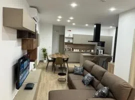 Varka Holiday Apartment - Modern Family Friendly and Accessible for All