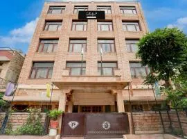 Super Collection O Rai Ka Bagh Near Railway Station Formerly Pioneer Plaza