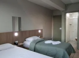 Hotel Romanville