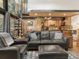 2 Bedroom Plus Loft, Right on Gore Creek, Free Bus Route, New Listing