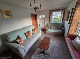 Escape to The Glen- Dog Friendly