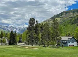 Private Hot Tub and Sauna, Right on Fairway, Minutes From Vail Village & Golden Peak