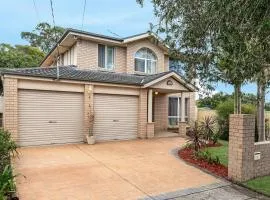 Cosy Modern 5BR Home-Major Hubs Parks with EV Charger