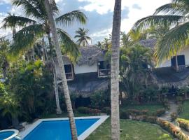 VillasMana PlayaBonita LasTerrenas NearBeach，位于拉斯特拉纳斯的别墅