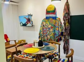 Colorido, NOVO e Moderno! 103 A