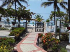 Cabaña de ensueño en Coveñas，位于Puerto Viejo的酒店