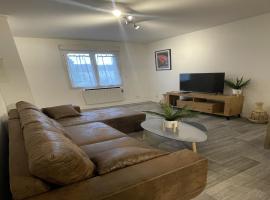 Apartment in Yvré-l Évêque near Le Mans Circuit，位于伊芙尔莱韦克的酒店