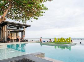 Lub d Koh Samui Chaweng Beach - Beachfront & Vibrant Social Vibe，位于查汶的住宿