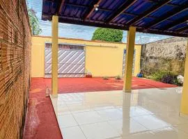 Aluguel de casa com 2 quartos 2 banheiros cozinha e lavanderia