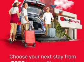 RedDoorz，位于达沃市的酒店