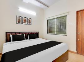 Hotel O A1 Premium AC Rooms，位于Pedda Waltair的酒店