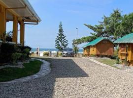 Seabreeze Beachfront Home and Cottages new management，位于圣胡安的别墅
