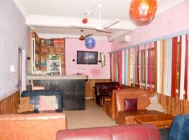 Eagleston Plaza Hotel，位于Aiyetoto-Asogun的酒店