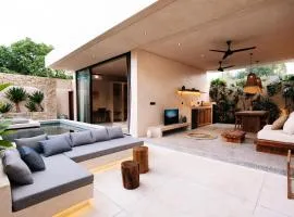 Villa Menorca Stylish Luxury 1BR Villa w Pool