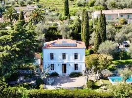Manor house with pool