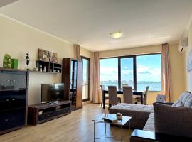 Cosher - Gardenia Palace Apt 11 Free Parking，位于帕莫瑞的酒店