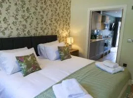 Russet Suite - The Apple Barn