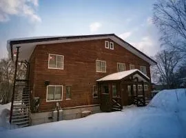 Annupuri Mountain View Lodge