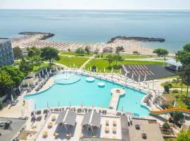 Safir Blue Resort