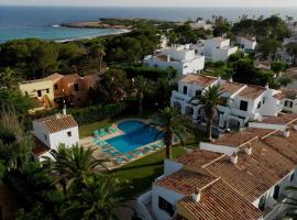Apartamento en la playa con piscina，位于休达德亚的酒店