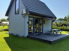 Skrundas namiņš，位于斯克伦达的酒店