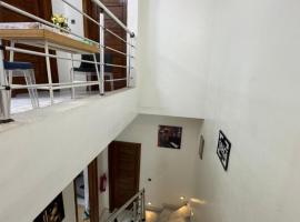 Shortlet an retail，位于Ikate的酒店