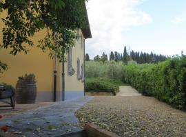 坡吉梅拉农舍公寓，位于恩波利的酒店