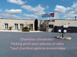 Le Petit Logis，位于博蒙昂韦龙的酒店