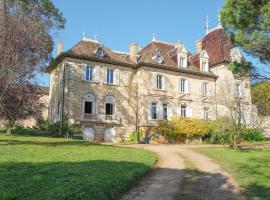 Château du Bost, 21 personnes, piscine, Beaujolais, Blacé proche Lyon，位于波拉斯的酒店