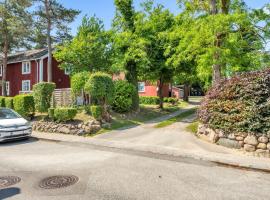 Cosy-Living Bed and Kicthen - close to beach and fjord，位于罗斯基勒的酒店