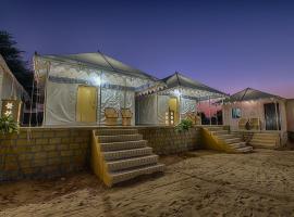 Desert Heaven Camp，位于斋沙默尔的酒店