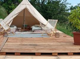 Glamping Casacocco'，位于San Ginesio的豪华帐篷