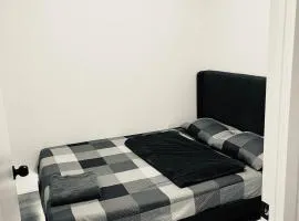 Chic Retreat Pet & Smoke-Friendly, Balcony Views, Prime Location