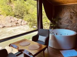 Ayder Royal Resort - Bungalows with River Charm