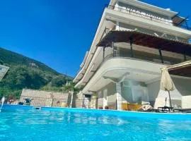 Villa Dorita Luxury Apartments
