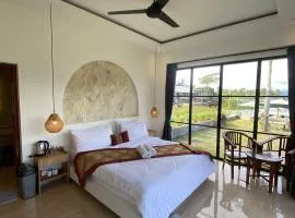 LD Hotel - Lake Front and Mountain at Kintamani By Micky Studio