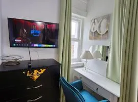 Central Chambers Suites Suite 3